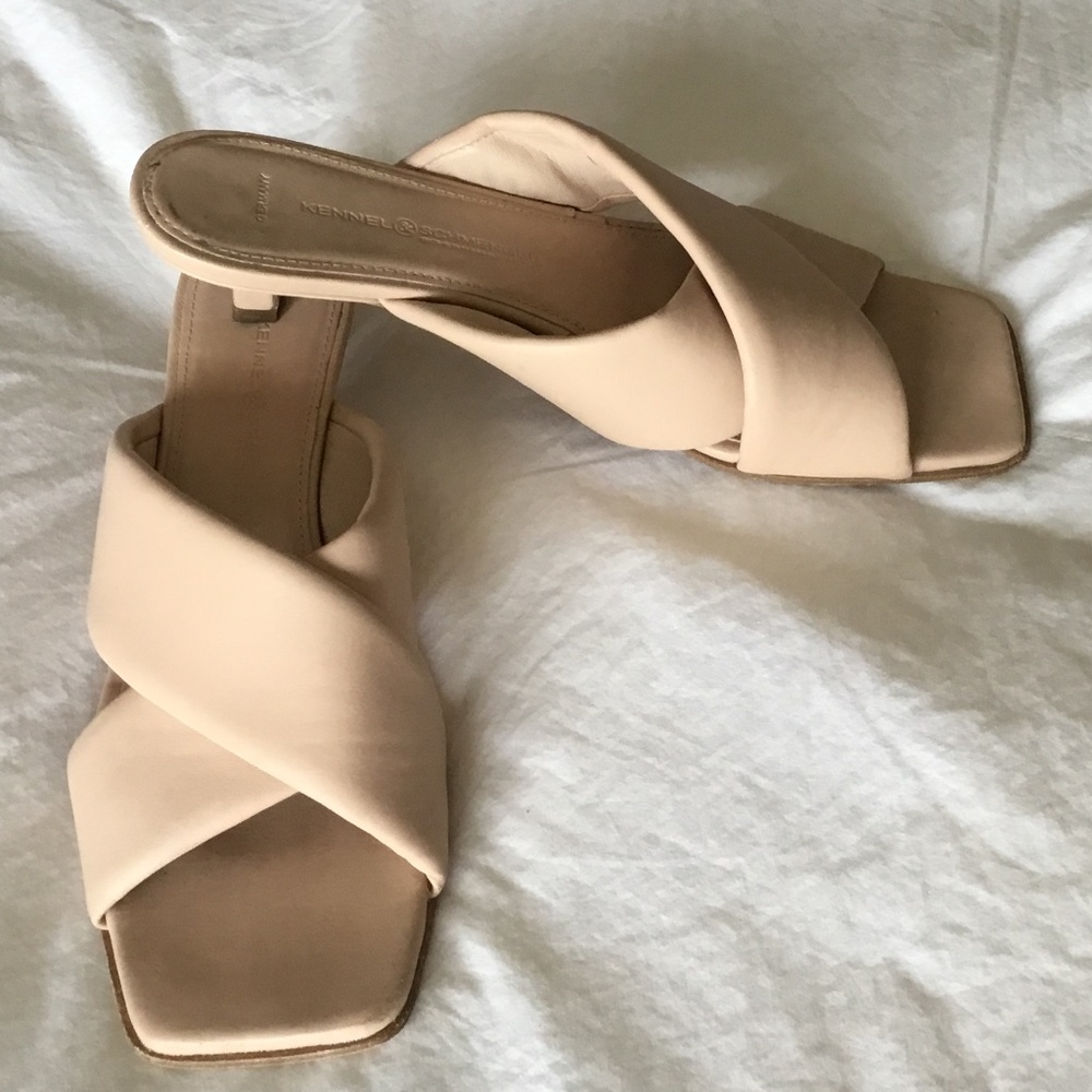 Kennel & Schmenger Leather Kitten Mules